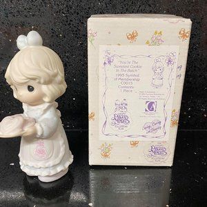 Precious Moments "Your're The Sweetest Cookie 1995